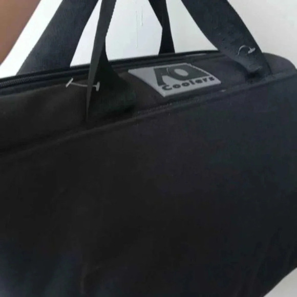 AO Motorcycle saddle  bag Cooler - Picture 3 of 7